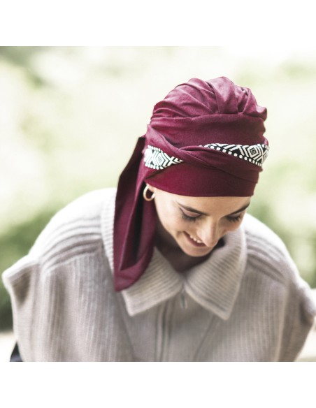 Turbante Oncológico Smooth Ikat Burdeos – Carebell Headwear