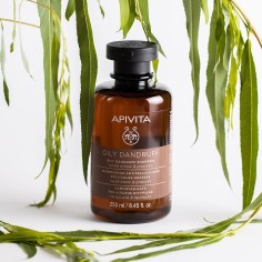 Champú anticaspa grasa de Apivita con ingredientes naturales en Oncoestética. 2