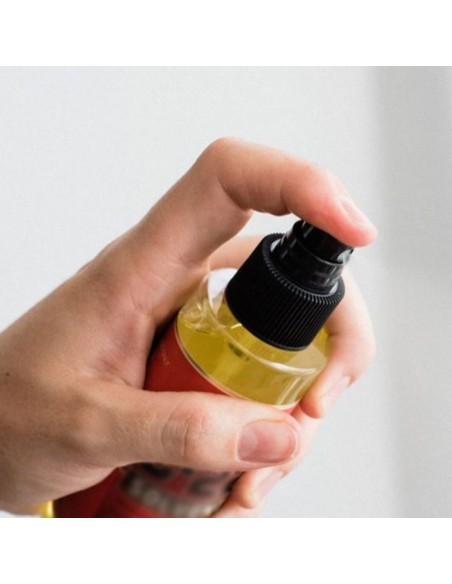 Base oleosa que facilita la retirada del sistema capilar con suavidad.