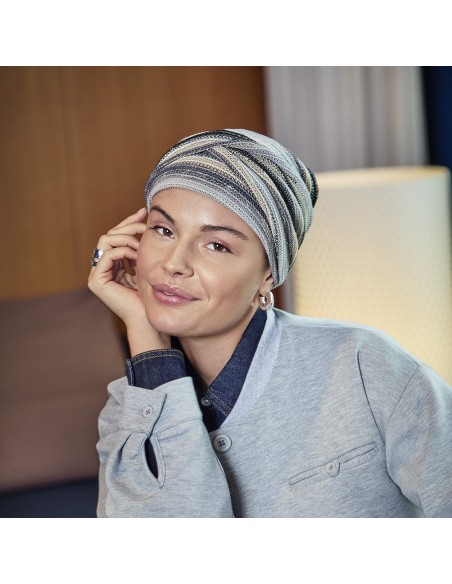 Turbante oncológico HocZoya Black Autumn Stripes ·  Tejido de bambú · Christine Headwear