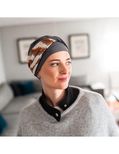 Turbante Preformado Confort Wild · Bambú y Algodón · Carebell Headwear