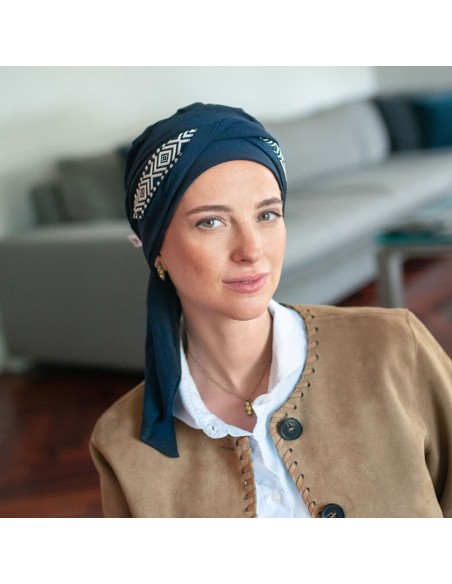 Pañuelo Oncológico Smooth Ikat Navy · Tejido de Bambú · Carebell Headwear