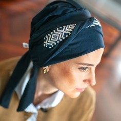 Pañuelo Oncológico Smooth Ikat Navy · Tejido de Bambú ·... 2