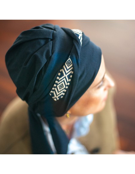 Pañuelo Oncológico Smooth Ikat Navy · Tejido de Bambú · Carebell Headwear