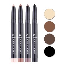 Maquillaje para ojos sensibles libre de parabenos y aceites minerales.