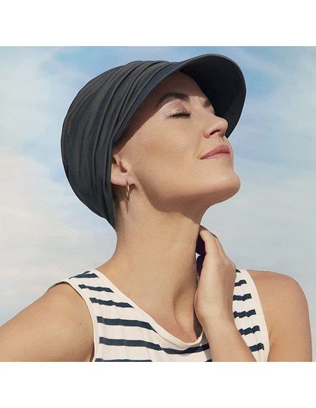 B.B. Bella con visera amplia y protección solar